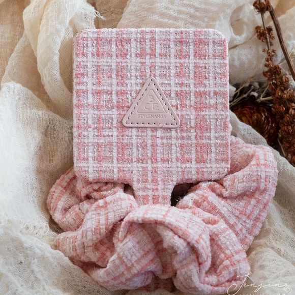 3CE Hair & Mirror Accessory - Picture 1 of 9